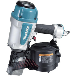 AN902 MAKITA PNEUMATINIAI VILTŲ ĮRENGIMO ĮRENGINIAI SU MAŠINA 45-90 mm AN902