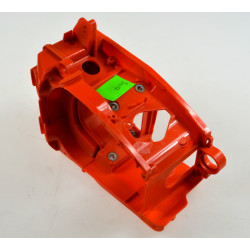 AW90057 CZ.AW PJŪKLO VARIKLIO KORPUSAS CS250