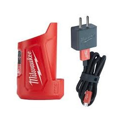 4932492908 MILWAUKEE M12 TC-0 KOMPAKTIŠKAS KROVIKLIS IR IŠORINĖ BATERIJA (M12™ TRAVEL CHARGER)